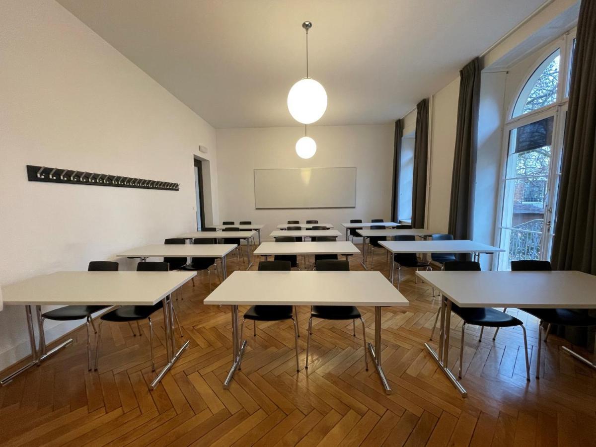 Geneva Hostel Hostel *